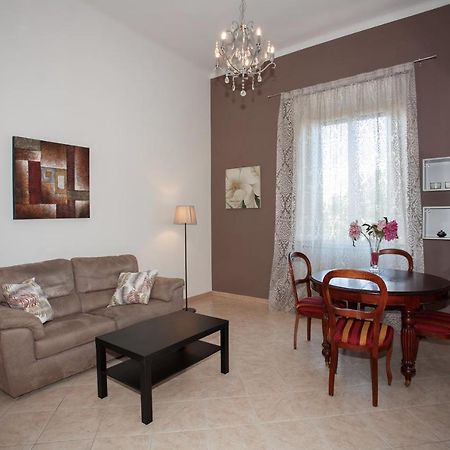Casa Dafne Appartement Livorno Buitenkant foto